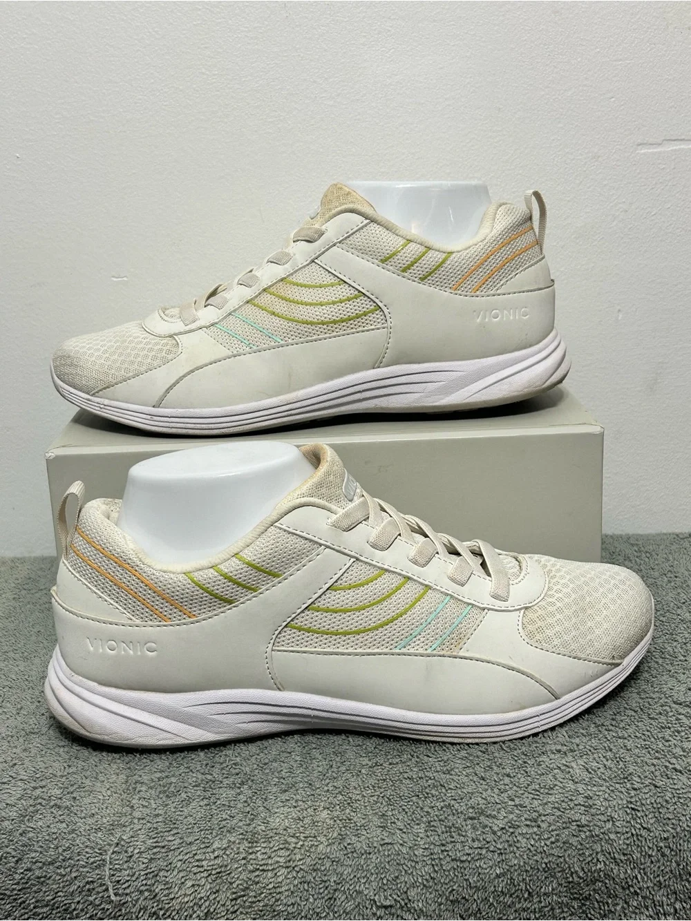 Vionic Ruvi Gored Lace Sneakers Cloud Womens Size 9